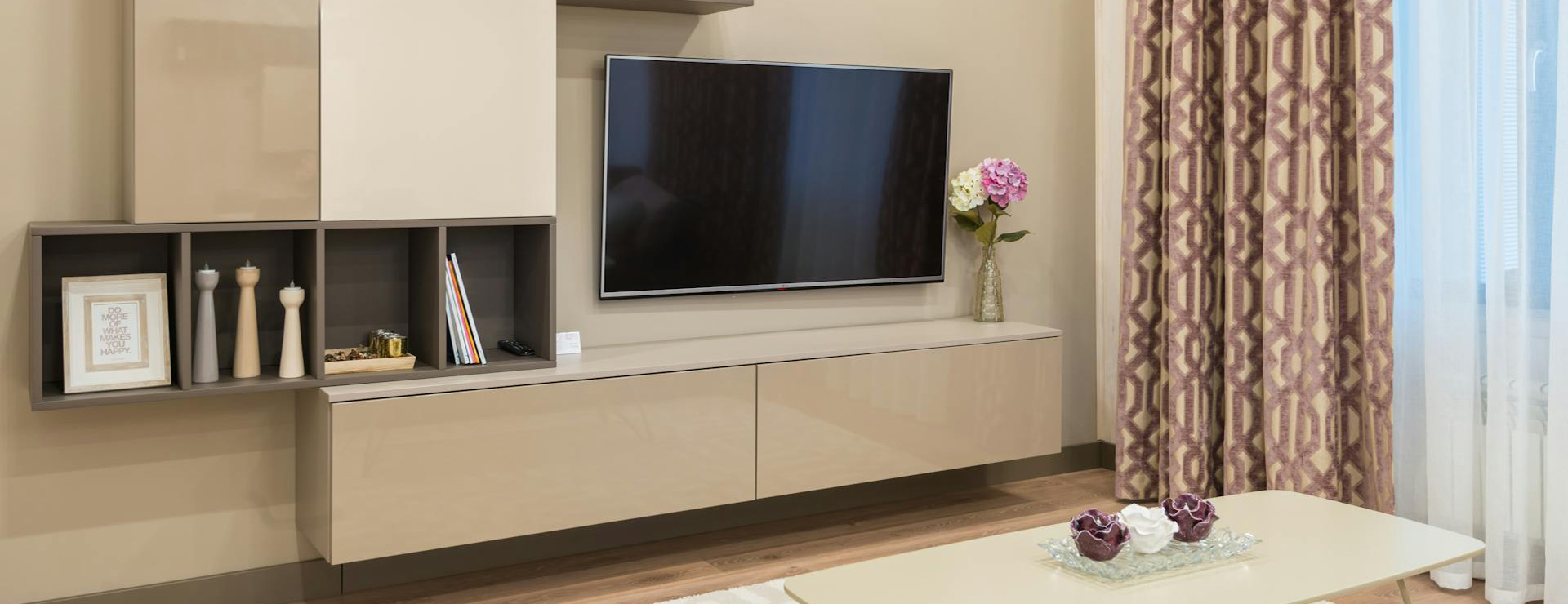 Front Page 2 Front Page -Linon pexels heyho 6527053